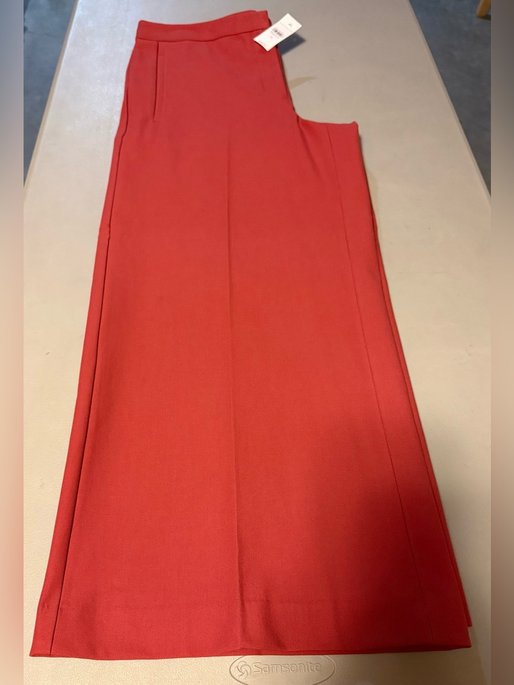Ann Taylor “Marina” High Rise Wide Leg Hits Above The Ankle - Reddish/Rose